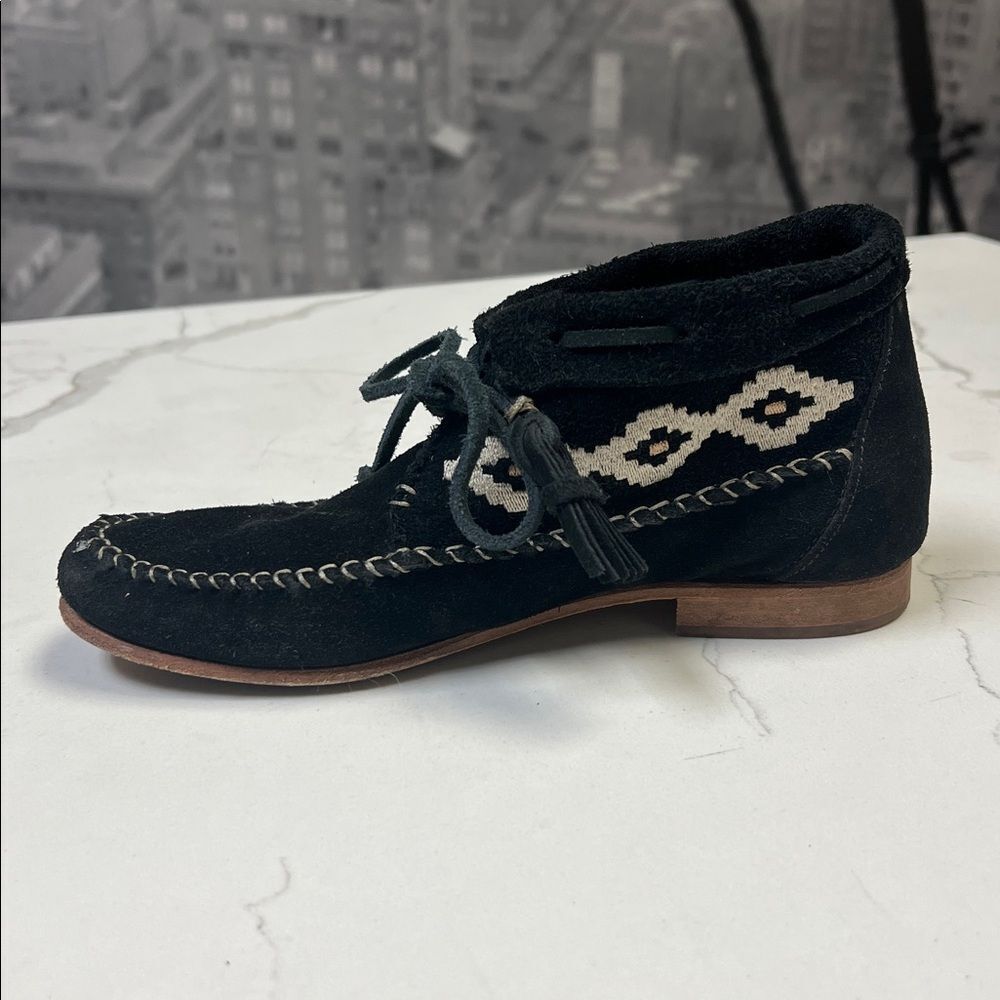Soludos Embroidered Moccasin Black Ankle Booties Sz 6.5 - Picture 5 of 9